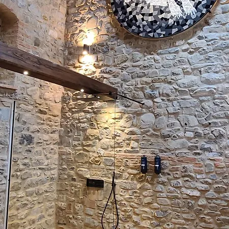 Gospodarstwo agroturystyczne La Torre Sulla Via Francigena *